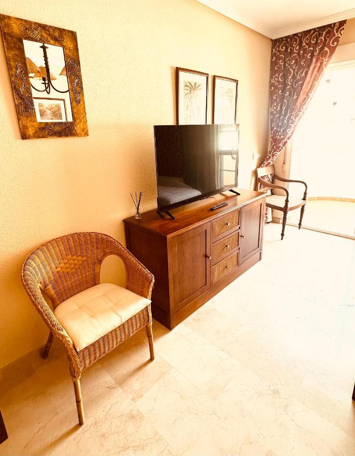 Amazing Beach Apartment!! 베날마데나코스타 외부 사진